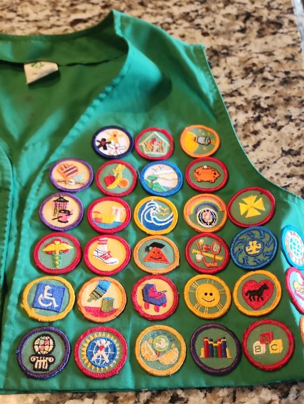 Girls' Junior Green Badge Vest - 602 Bridge to Juniors